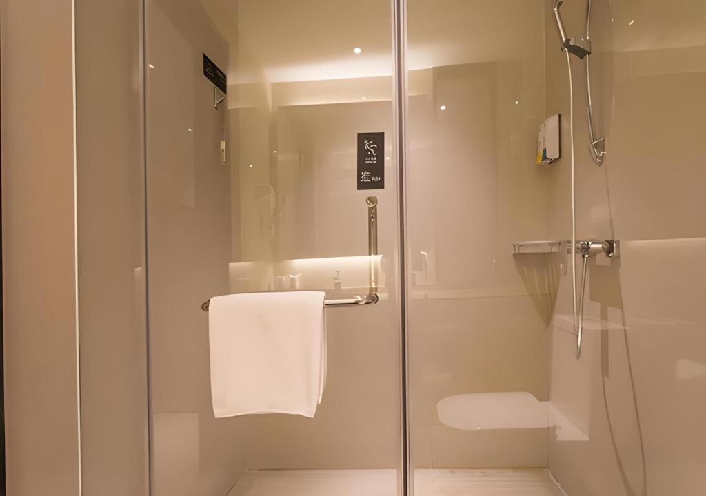 City Comfort Inn Qinzhou Port District Central Square Longmen  Exteriör bild
